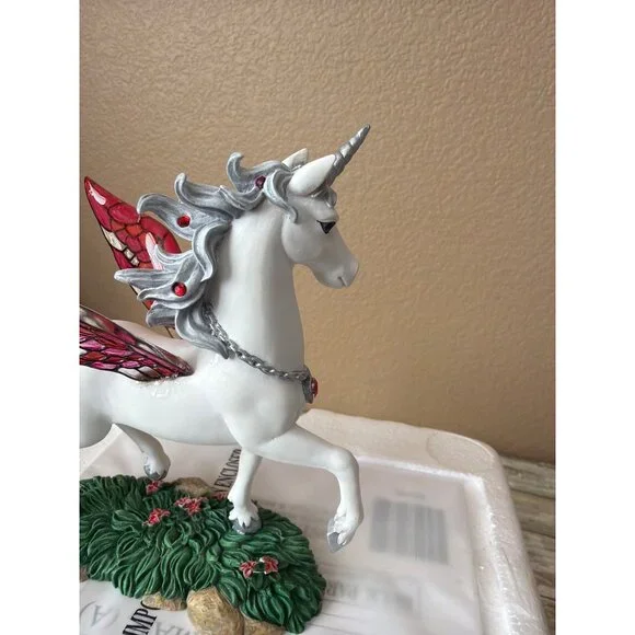 Hamilton Collection Jeweled Reflections Ruby Regalia Unicorn USED w/Box & COA - Picture 16 of 16